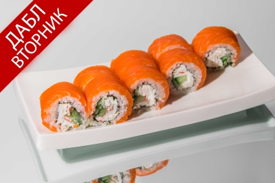 Ролл с форелью и снежным крабом (ДаблВторник)