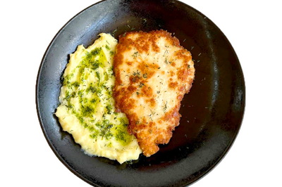 Шницель из цыплёнка с картофельным пюре